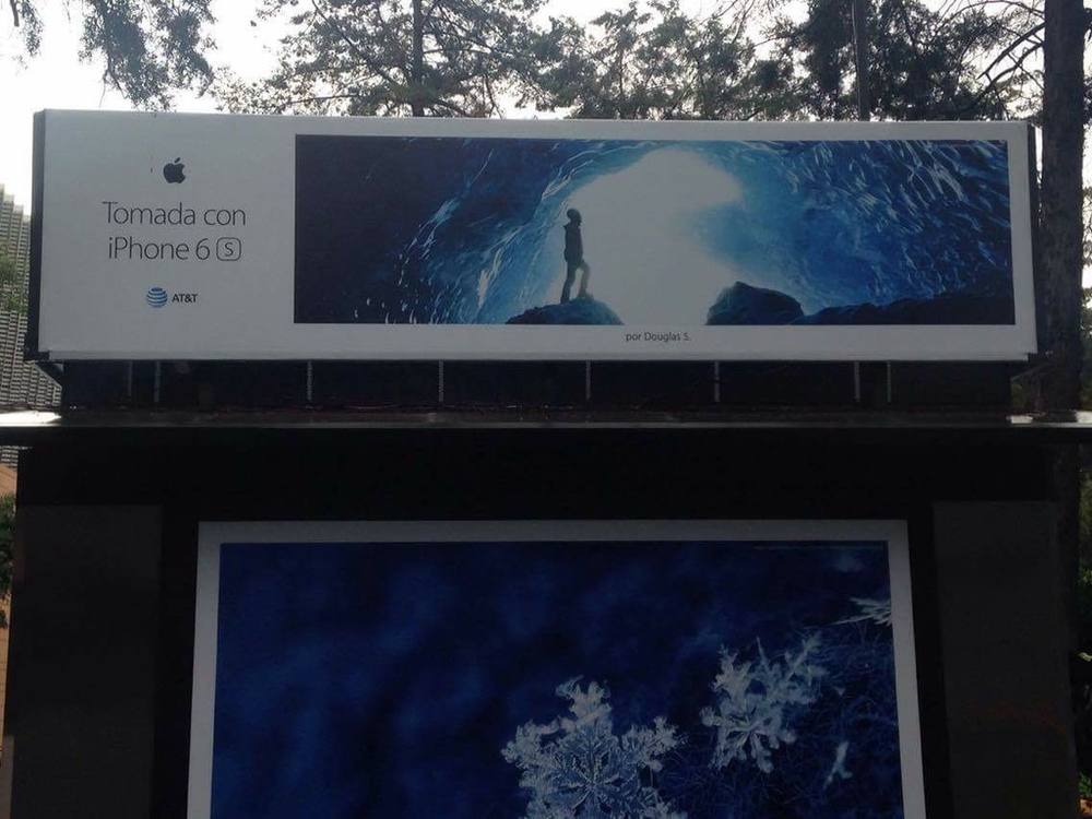 The photograph on a billboard in Mexico