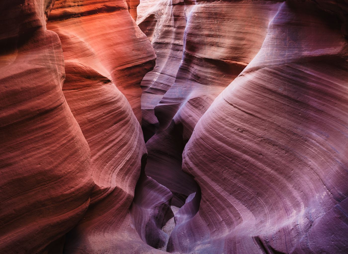 Sandstone Waves shown in a living room